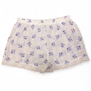 🎀3/$25🎀 Floral Lace Trim Pajama Shorts
